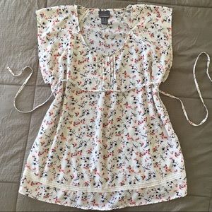 Floral Maternity blouse